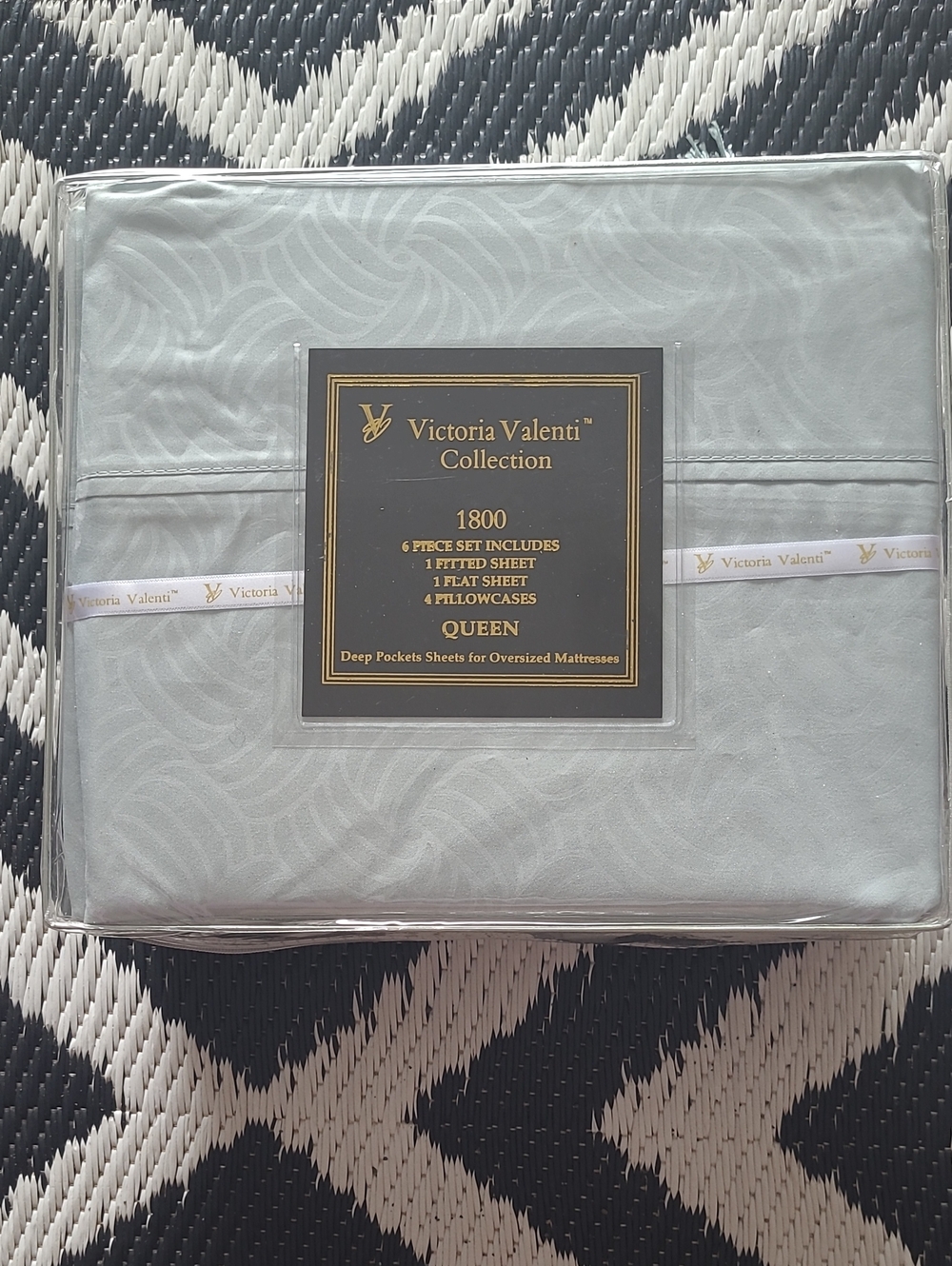 Victoria Valenti 1800 Clllection Series Queen Sheet Set - Color Sea Foam Green
